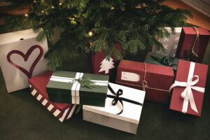 Joululahjat kuusen alla